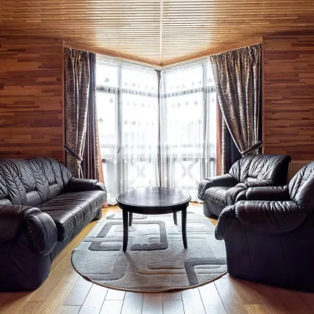 Ruta Polianytsia Hotel *